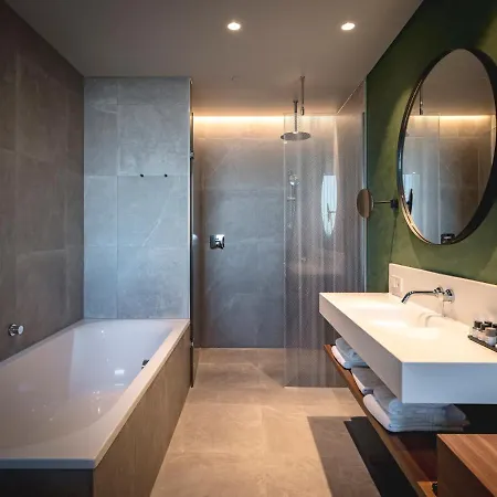 Der Valk Zuidas-rai 4*