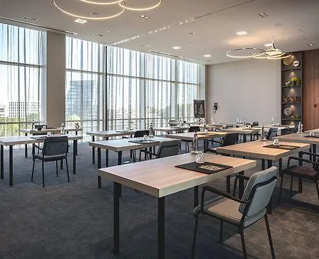 Der Valk Zuidas-rai 4*