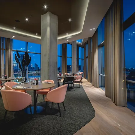 Hotel Der Valk Zuidas-rai 4*