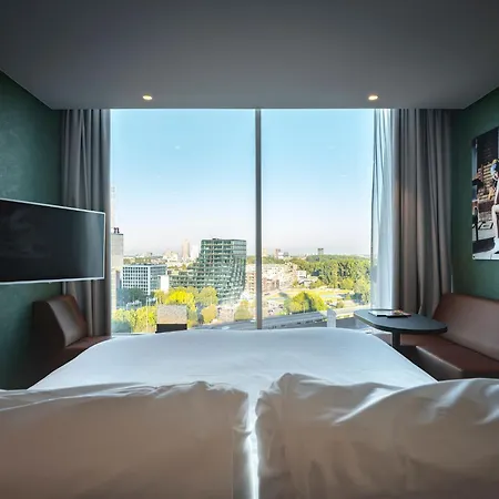 Hotel Der Valk Zuidas-rai 4*