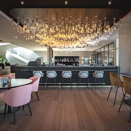 Hotel Der Valk Zuidas -rai