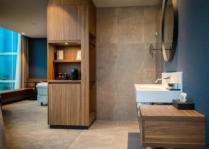 Der Valk Zuidas-rai 4*