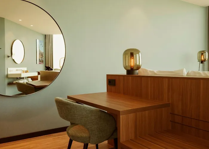 Der Valk Zuidas-rai 4*